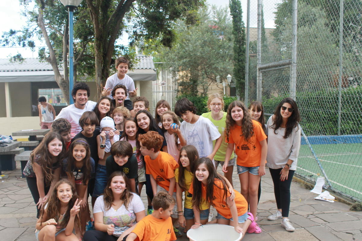 https://chazit.com/porto_alegre/../fotos/fotos_site/2014/1semestre/5 Sabado/80.JPG